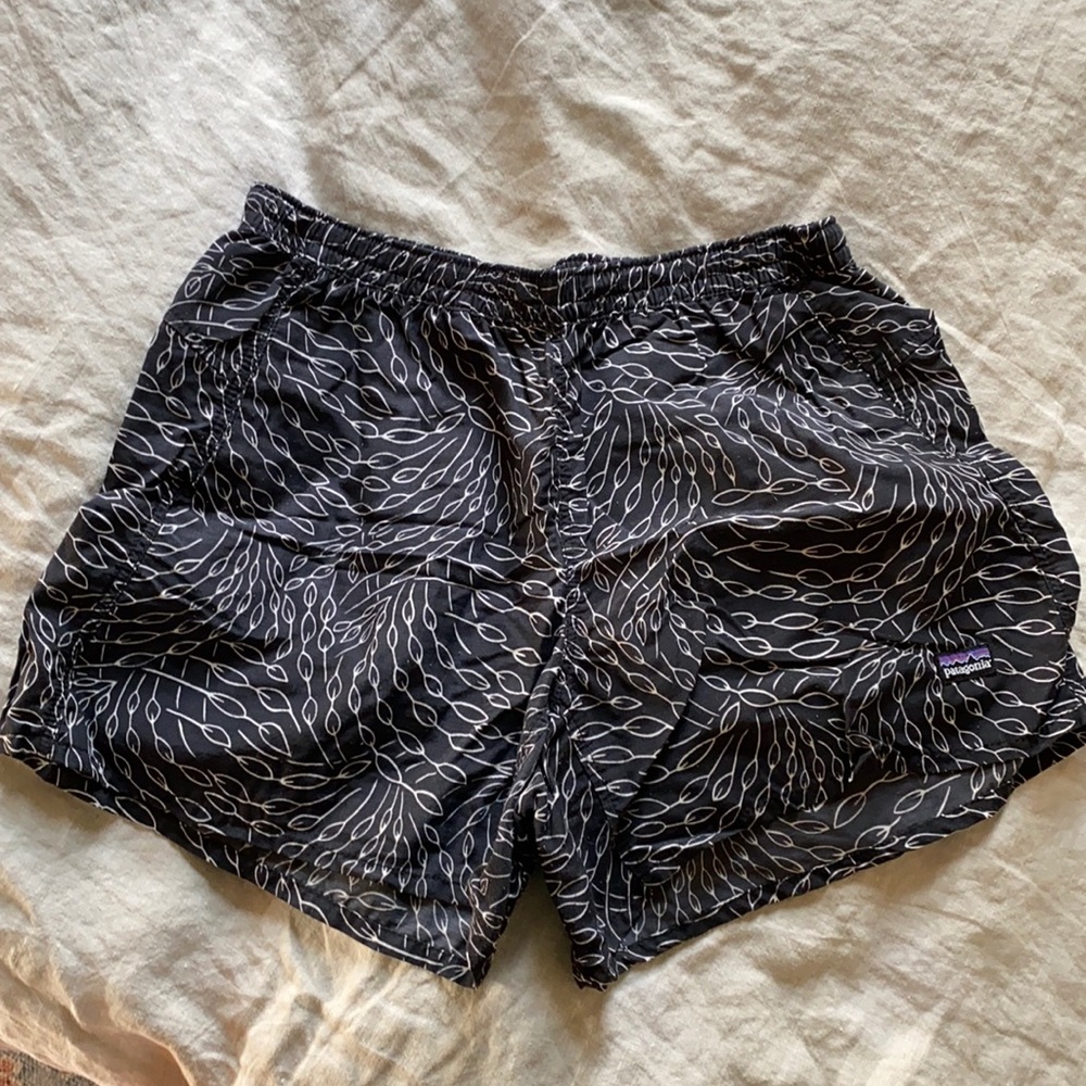 Patagonia baggies Women’s M